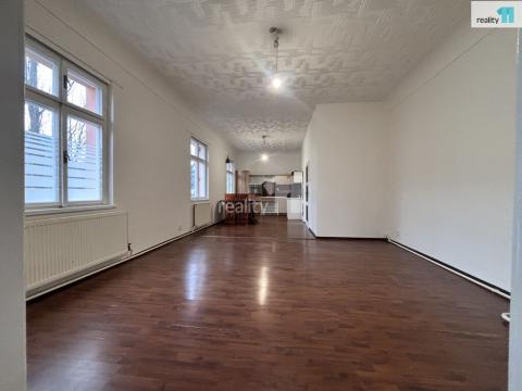 Pronájem bytu 2+kk, Nový Bor, Husova, 60 m2