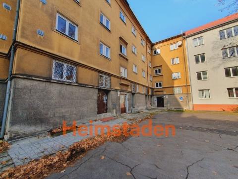 Pronájem bytu 1+kk, Karviná - Nové Město, tř. Osvobození, 32 m2