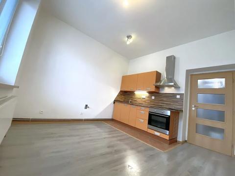 Pronájem bytu 3+kk, Brno, Olomoucká, 82 m2