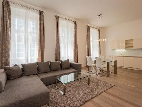 Pronájem bytu 2+kk, Praha - Nové Město, Petrská, 66 m2