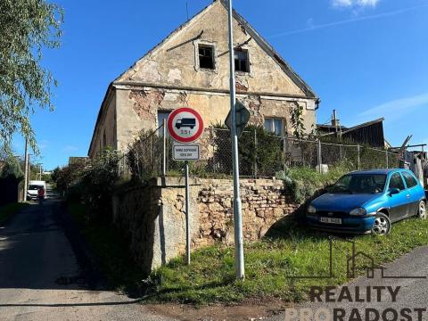 Prodej rodinného domu, Lužná, 400 m2