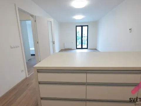 Pronájem bytu 2+kk, Praha - Nové Město, 63 m2