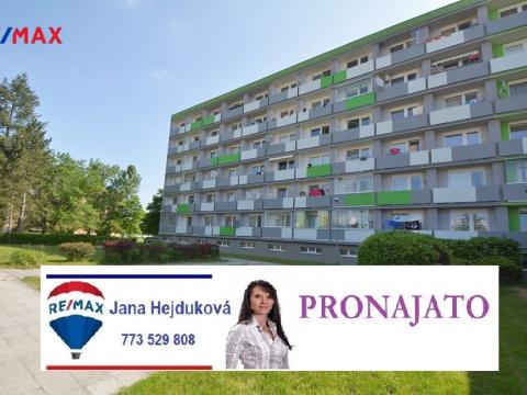 Pronájem bytu 2+kk, Hradec Králové - Nový Hradec Králové, Brožíkova, 47 m2