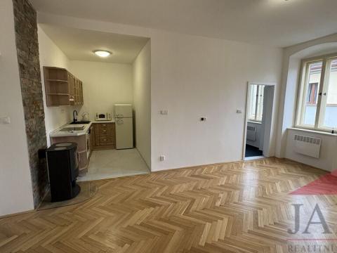 Pronájem bytu 2+kk, Sušice - Sušice I, Havlíčkova, 60 m2