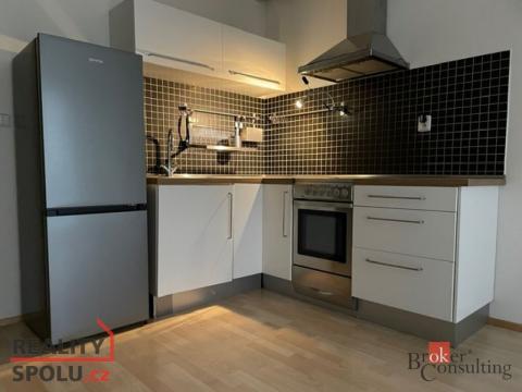 Pronájem bytu 1+kk, Praha - Záběhlice, Velenovského, 29 m2