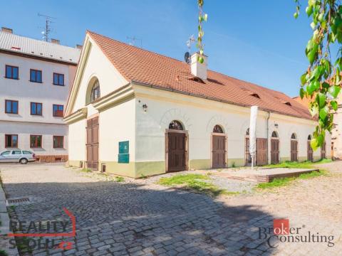Prodej obchodního prostoru, Rokycany - Střed, Smetanova, 250 m2