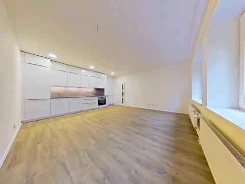 Pronájem bytu 2+kk, Praha - Smíchov, Pod Děvínem, 65 m2