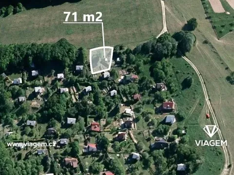 Prodej zahrady, Březůvky, 71 m2