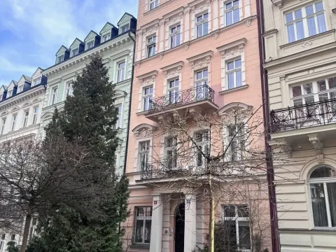 Prodej bytu 4+kk, Karlovy Vary, Sadová, 94 m2