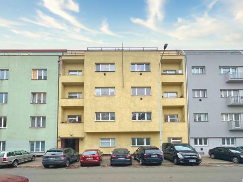 Pronájem bytu 1+kk, Praha - Nusle, Na bitevní pláni, 35 m2