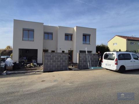 Prodej rodinného domu, Sulice - Želivec, Kaštanová, 207 m2