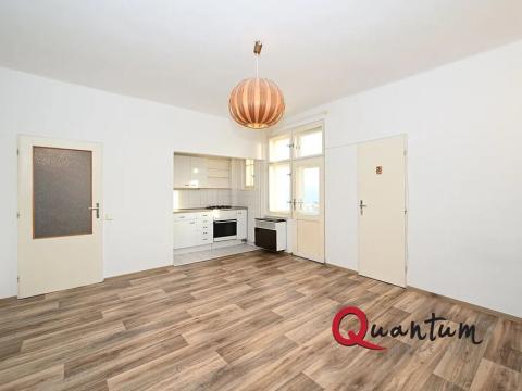 Pronájem bytu 2+kk, Praha - Smíchov, Xaveriova, 56 m2