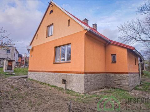 Prodej rodinného domu, Česká Ves, Kubínova, 135 m2