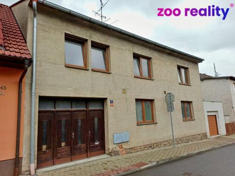 Prodej rodinného domu, Lišov, Čechova, 112 m2