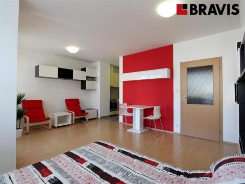 Pronájem bytu 1+kk, Brno, Dusíkova, 42 m2