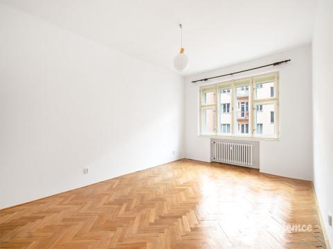 Pronájem bytu 2+kk, Praha - Bubeneč, Zelená, 44 m2