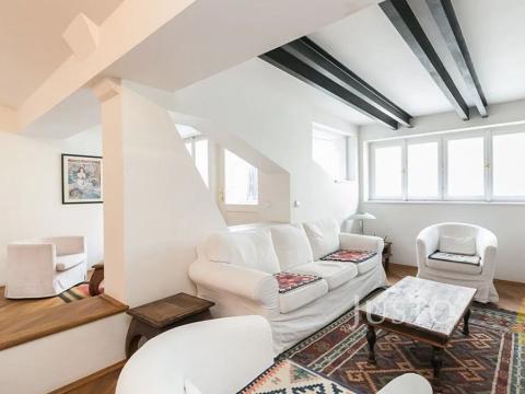 Pronájem bytu 3+1, Praha - Nové Město, Odborů, 100 m2