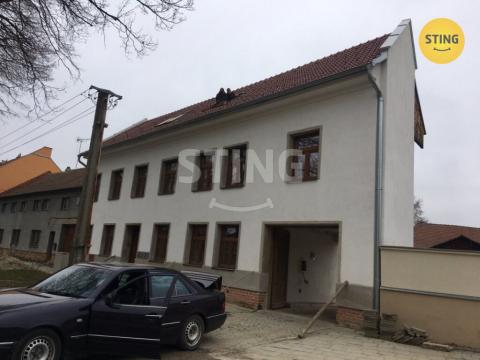 Pronájem bytu 1+1, Želeč, 40 m2