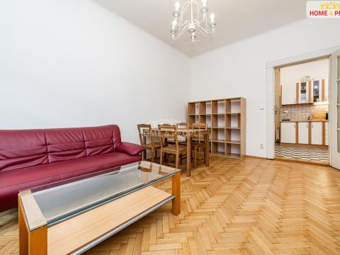 Pronájem bytu 2+1, Praha - Žižkov, Biskupcova, 55 m2