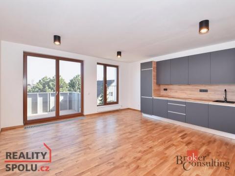 Pronájem bytu 2+kk, Praha - Dolní Chabry, Ústecká, 59 m2