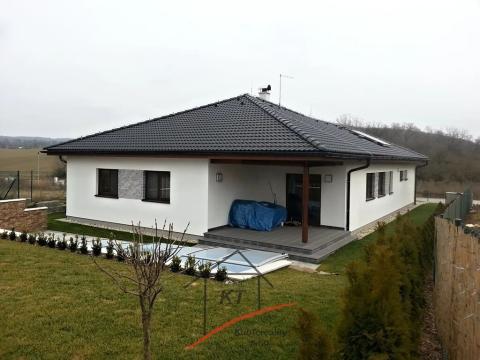 Prodej rodinného domu, Píšťany, 160 m2