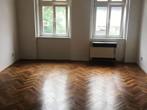 Pronájem bytu 1+kk, Praha - Holešovice, Dělnická, 39 m2