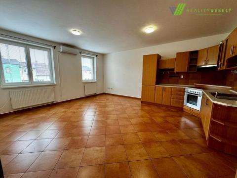 Pronájem bytu 2+kk, Hodonín, Kollárova, 60 m2