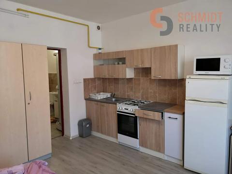 Pronájem bytu 1+kk, Klobouky u Brna, Nádražní, 23 m2