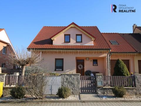 Prodej rodinného domu, Hrušovany u Brna, Zahradní, 184 m2