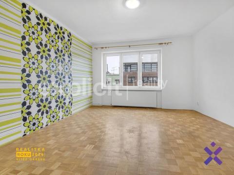 Pronájem bytu 2+1, Zlín, Dlouhá, 71 m2