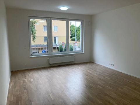 Pronájem bytu 1+kk, Praha - Libeň, Františka Kadlece, 41 m2