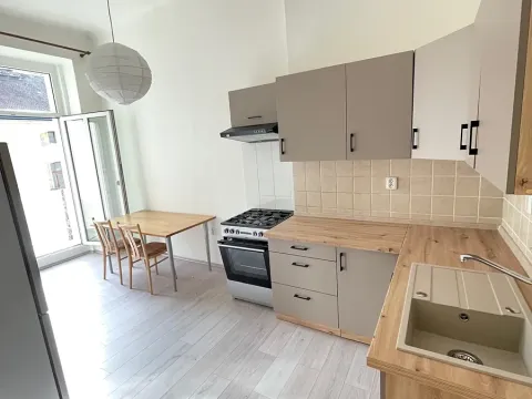 Pronájem bytu 2+kk, Praha - Vinohrady, Polská, 60 m2