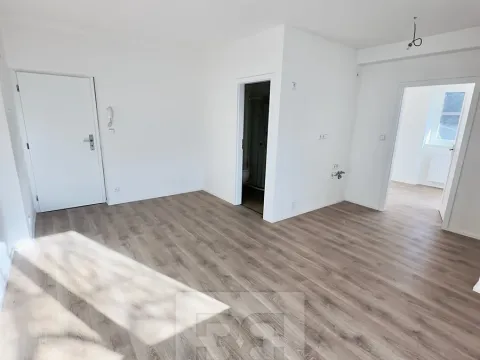 Pronájem bytu 2+kk, Praha - Hodkovičky, Havlovického, 32 m2