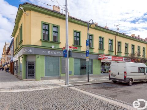 Pronájem skladu, Pardubice, Sladkovského, 77 m2