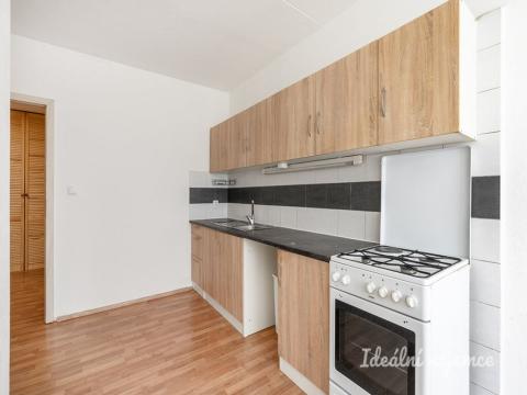 Pronájem bytu 2+kk, Praha - Kamýk, Cuřínova, 46 m2