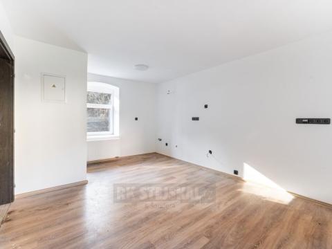 Prodej bytu 2+kk, Vimperk - Vimperk II, Jirchářská, 27 m2
