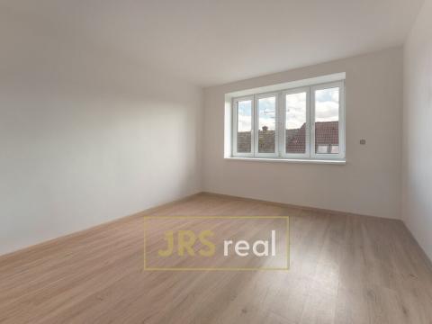 Prodej bytu 2+1, Šlapanice, 67 m2