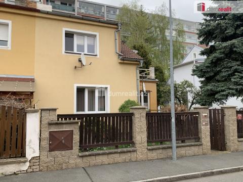 Prodej rodinného domu, Praha - Prosek, Hlavenecká, 87 m2
