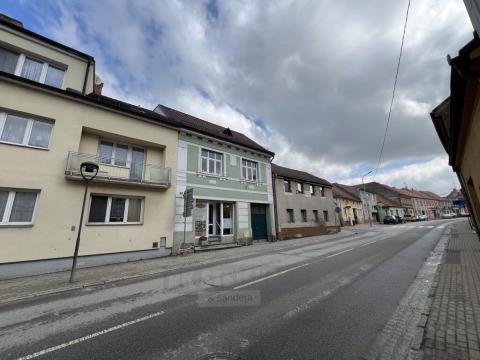 Pronájem bytu 2+1, Trhové Sviny, Nové město, 71 m2