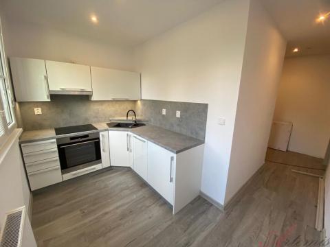 Pronájem bytu 2+1, Frýdek-Místek - Místek, Jungmannova, 58 m2