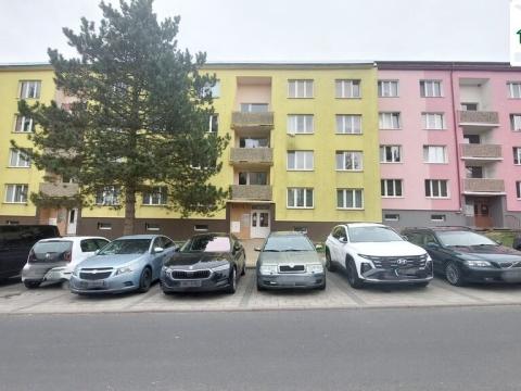 Prodej bytu 1+1, Cheb, Lesní, 37 m2