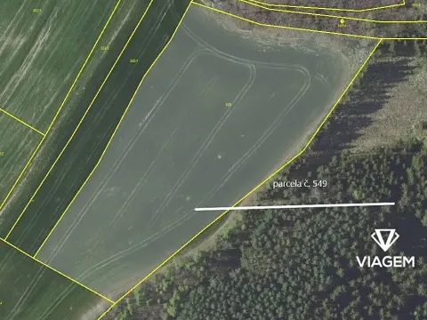 Prodej podílu pole, Černé Voděrady, 7912 m2