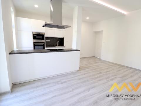Pronájem bytu 3+kk, Hradec Králové, Klumparova, 83 m2