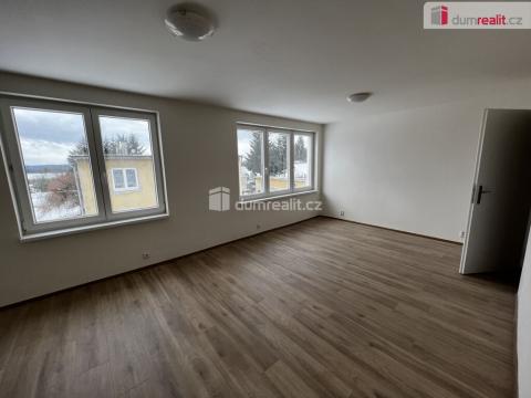 Prodej bytu 4+1, Žďár, 83 m2