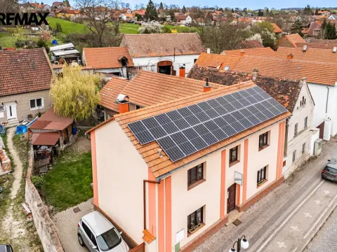 Prodej rodinného domu, Byšice, 5. května, 300 m2