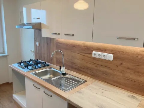 Pronájem bytu 2+1, Ostrava, Staňkova, 57 m2