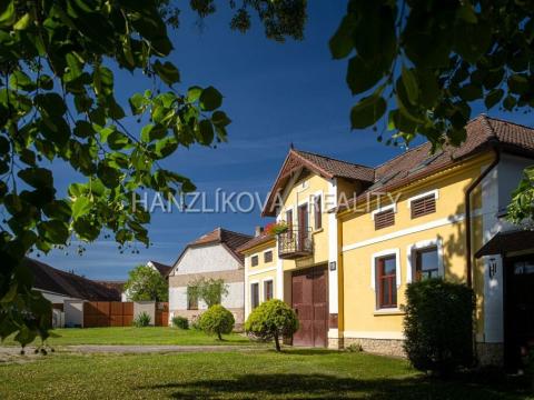 Prodej zemědělské usedlosti, Pištín, 200 m2