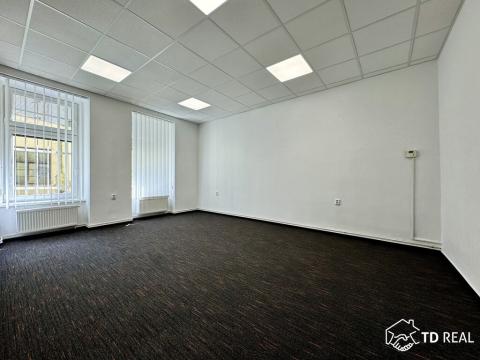 Pronájem kanceláře, Brno, Vlhká, 40 m2