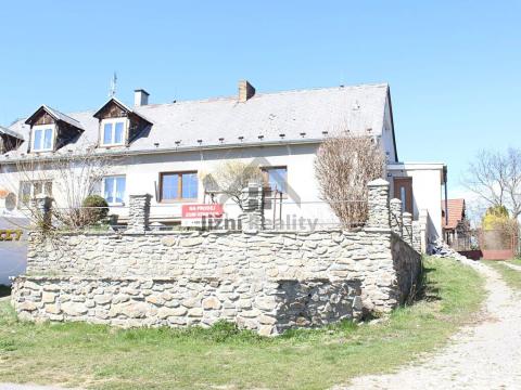 Prodej rodinného domu, Malonty, 300 m2