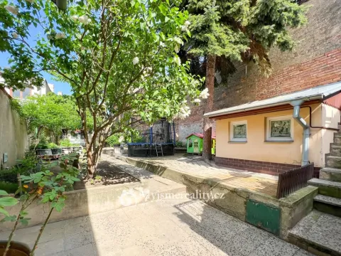 Prodej rodinného domu, Znojmo, Horní Česká, 300 m2